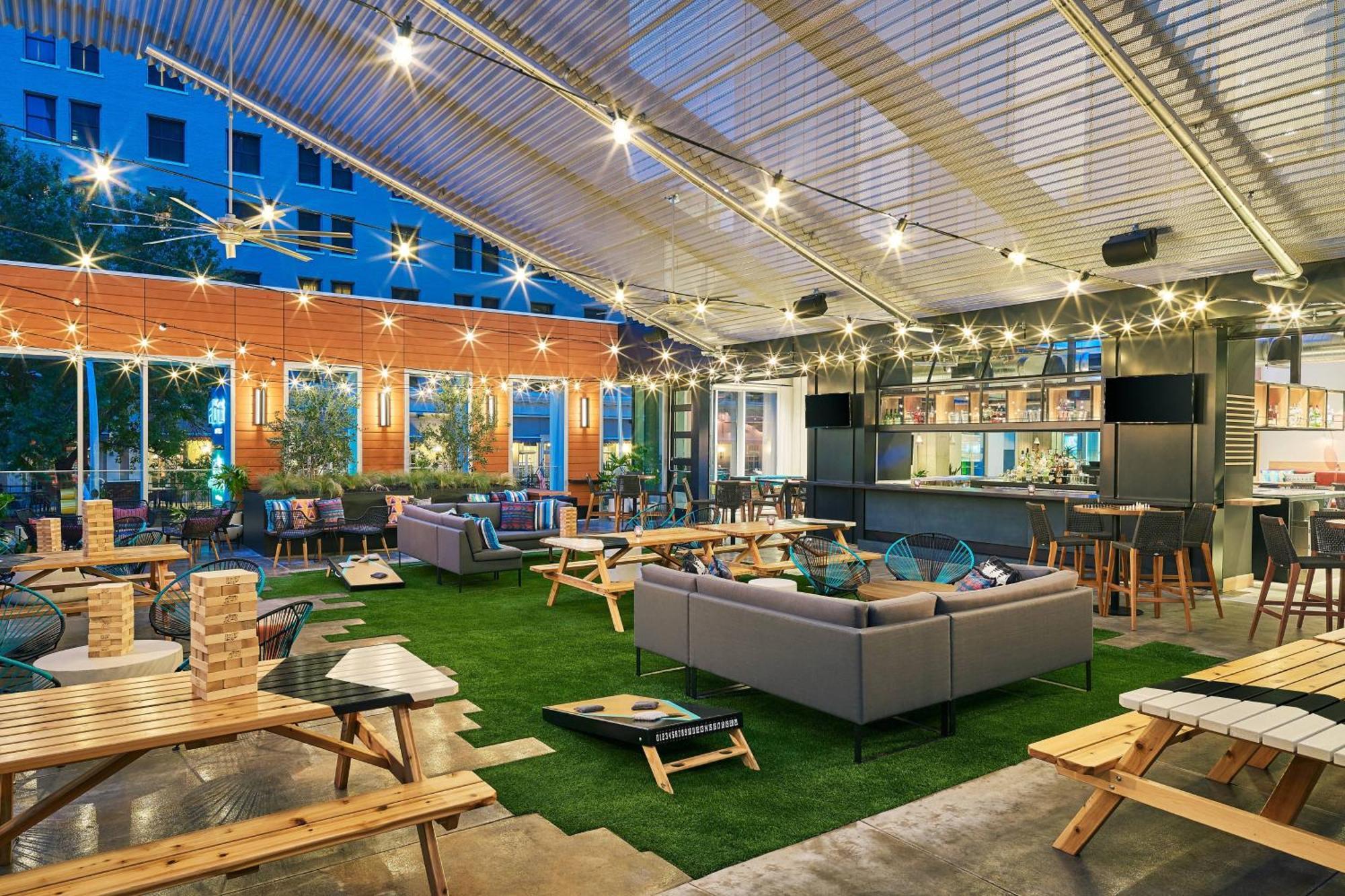 Hotel Aloft Austin Downtown Exterior foto